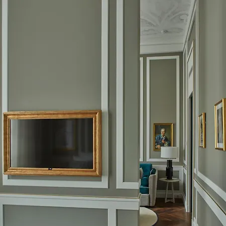 Hotel Les Lumieres - Relais & Chateaux Versailles Exterior photo