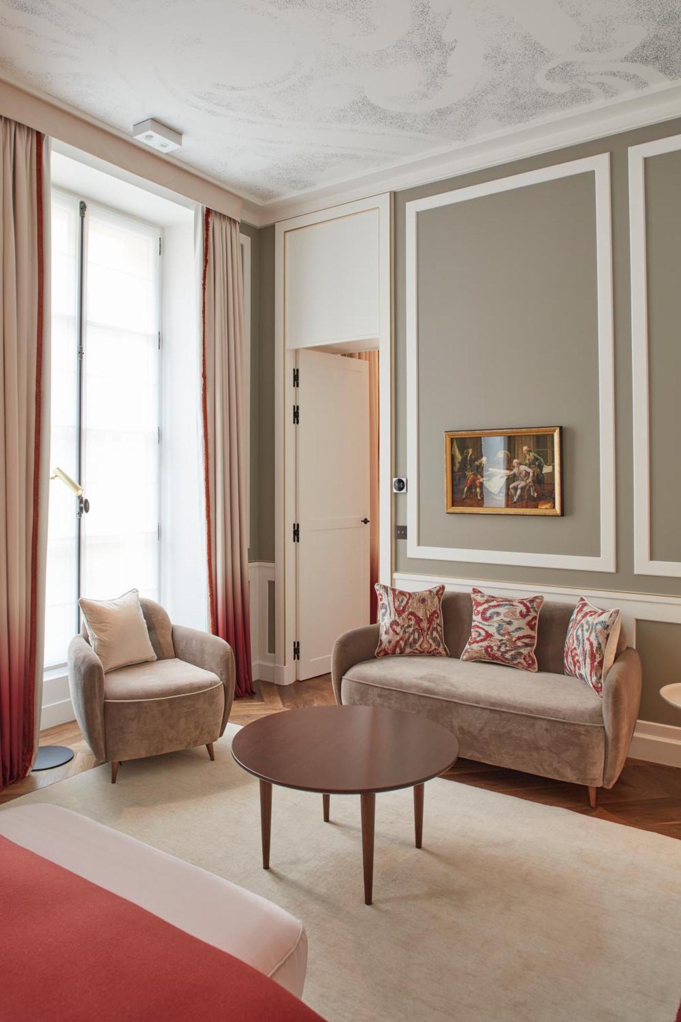Les Lumieres - Relais & Chateaux Versailles